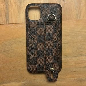 iPhone 11 case checkered